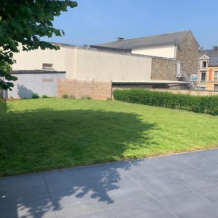 Maison En Plein Centre Avec Terrasse Et Jardin Vielsalm Exterior foto