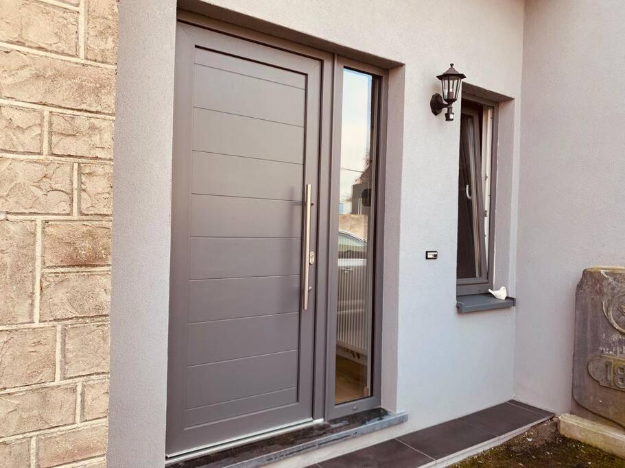 Maison En Plein Centre Avec Terrasse Et Jardin Vielsalm Exterior foto